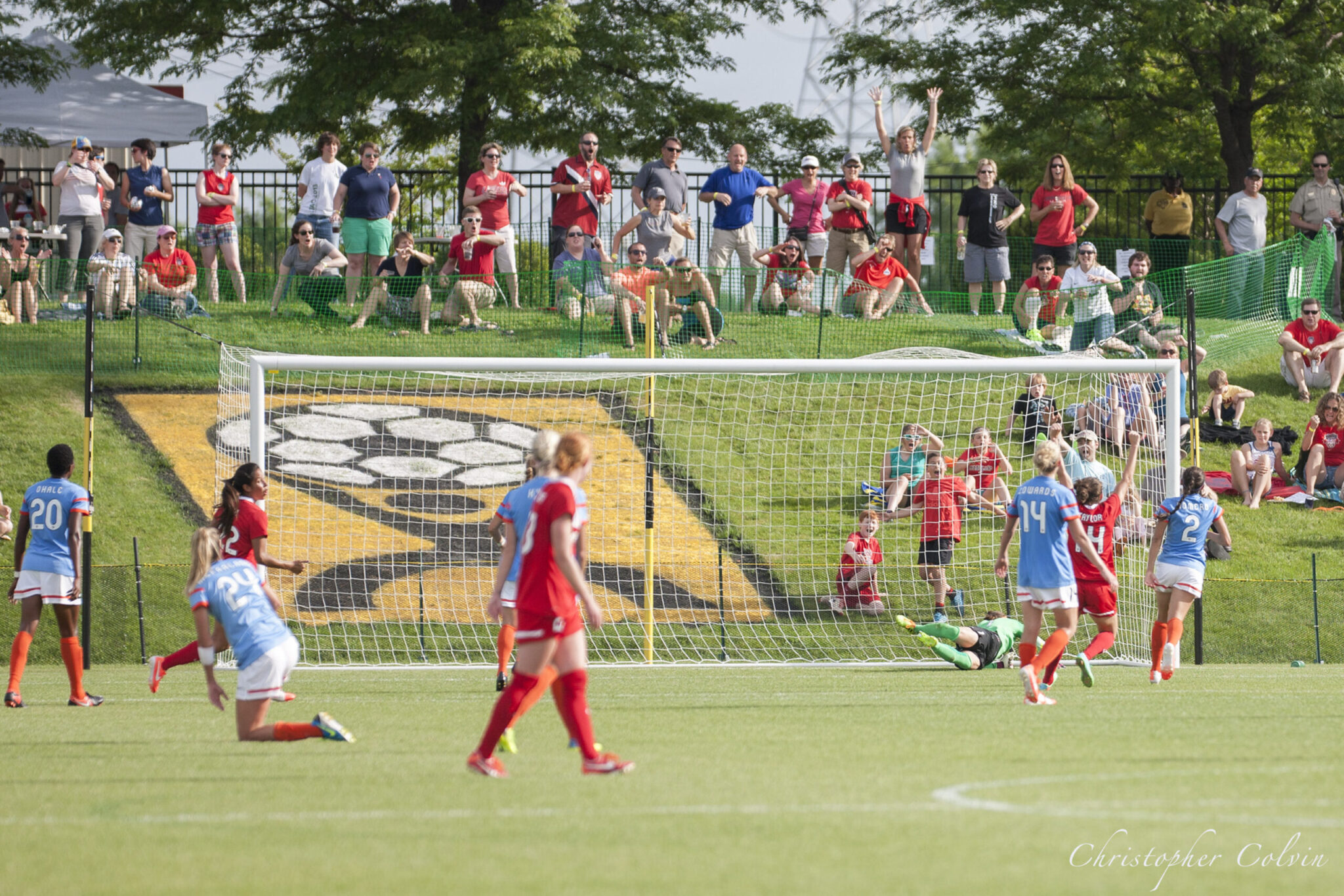 Nairn’s goal lifts Spirit past Dash 3-2 Featured Image