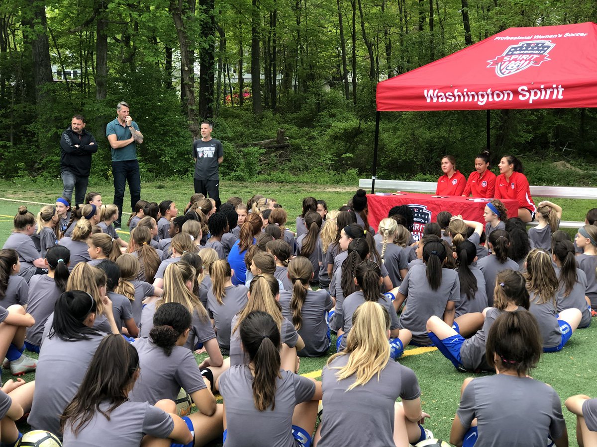 Spirit players take steps to engage with DMV soccer community Featured Image