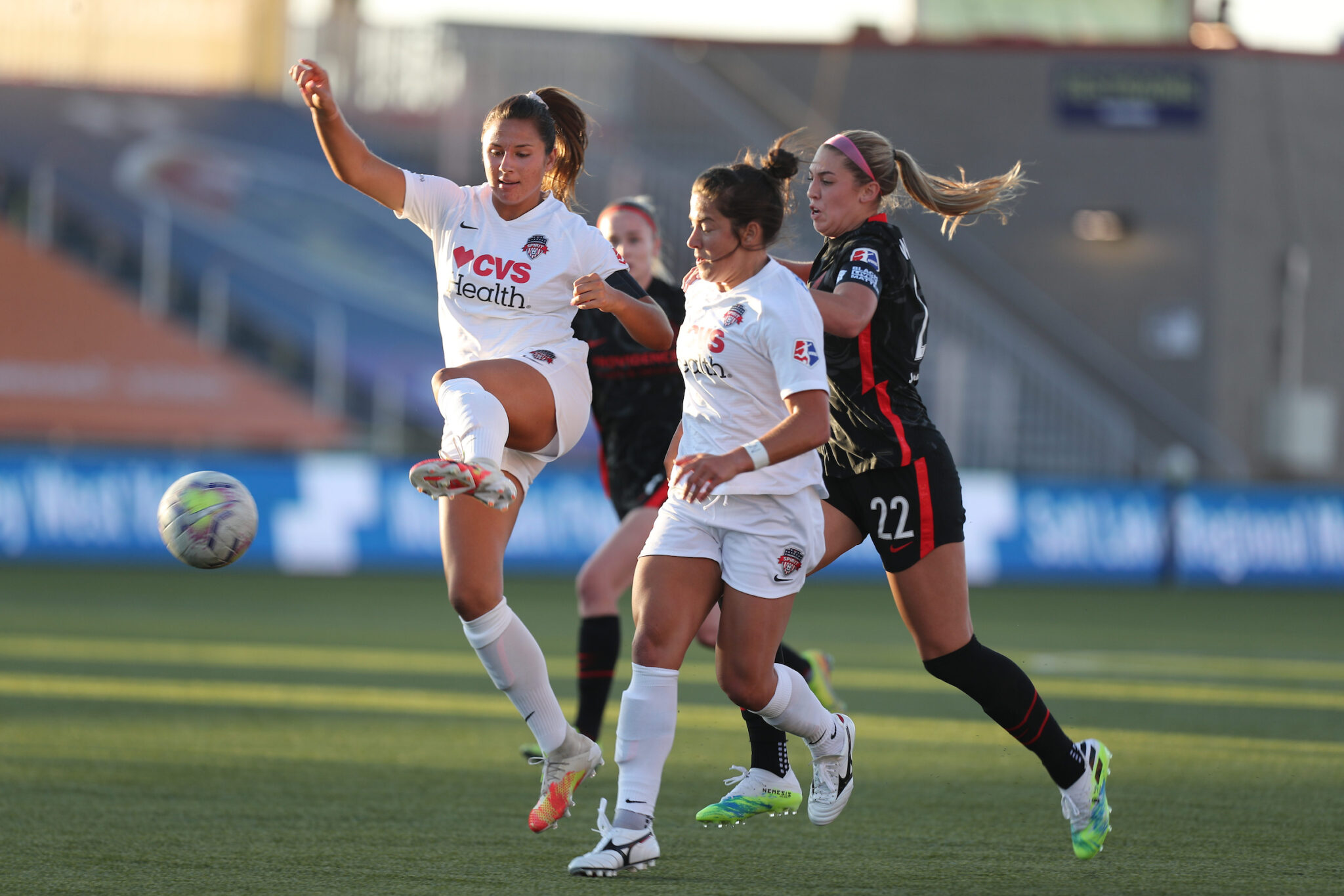 Spirit grab late equalizer, draw against Thorns in third Challenge Cup match Featured Image