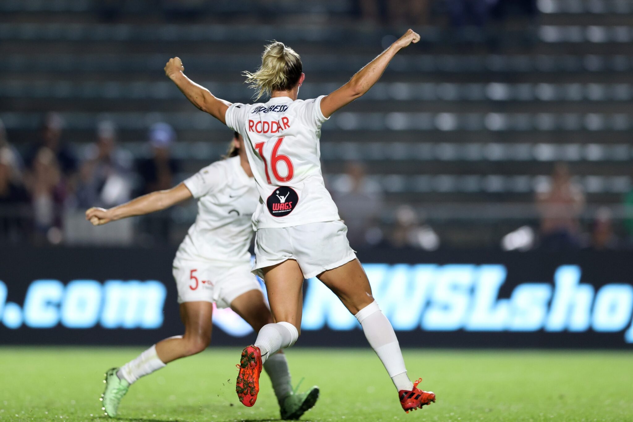 Spirit Face OL Reign in Decisive Final Road Match of the 2021 Season Featured Image