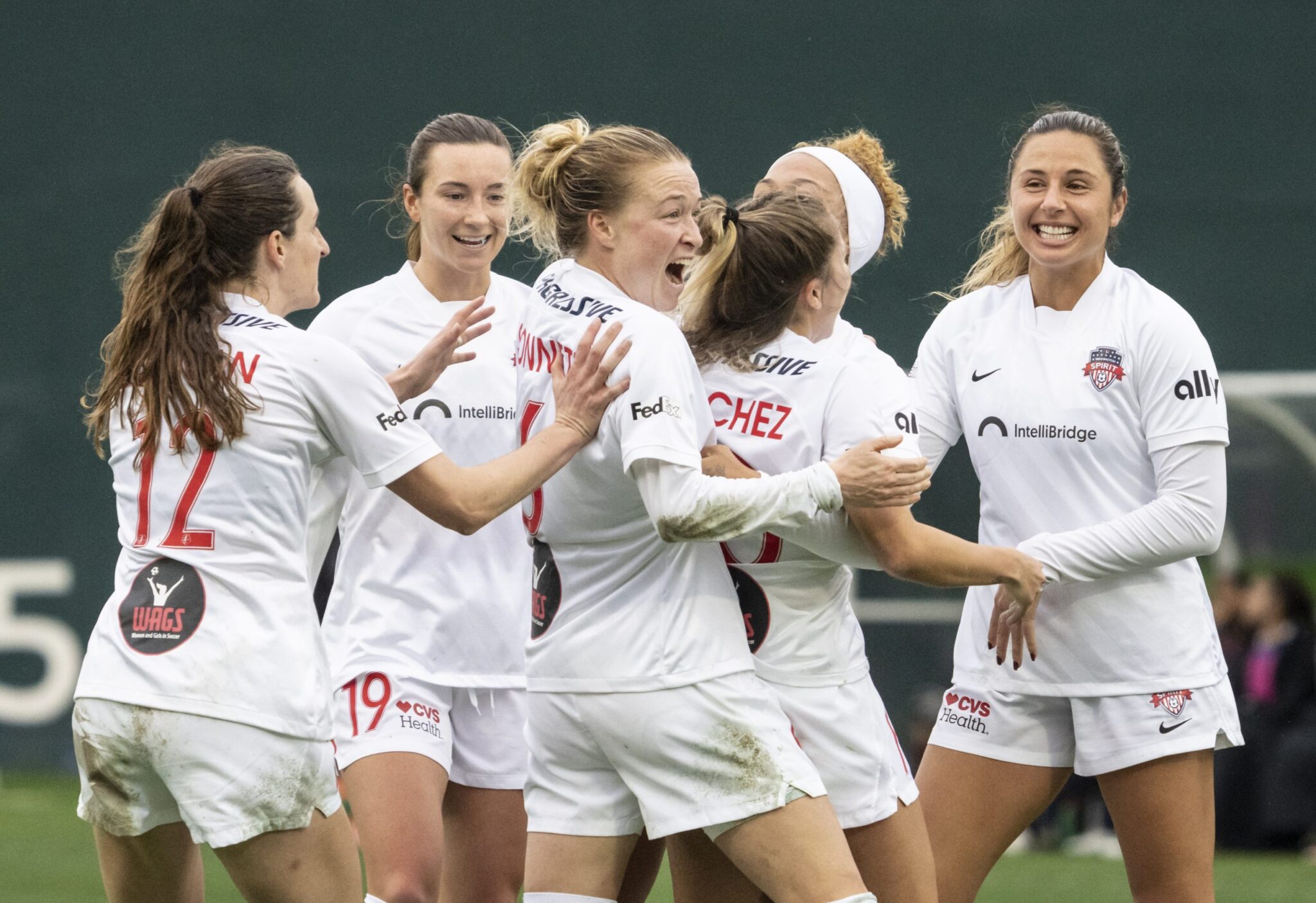 Spirit Open Up 2022 Regular Season at Home Against the Reign Featured Image