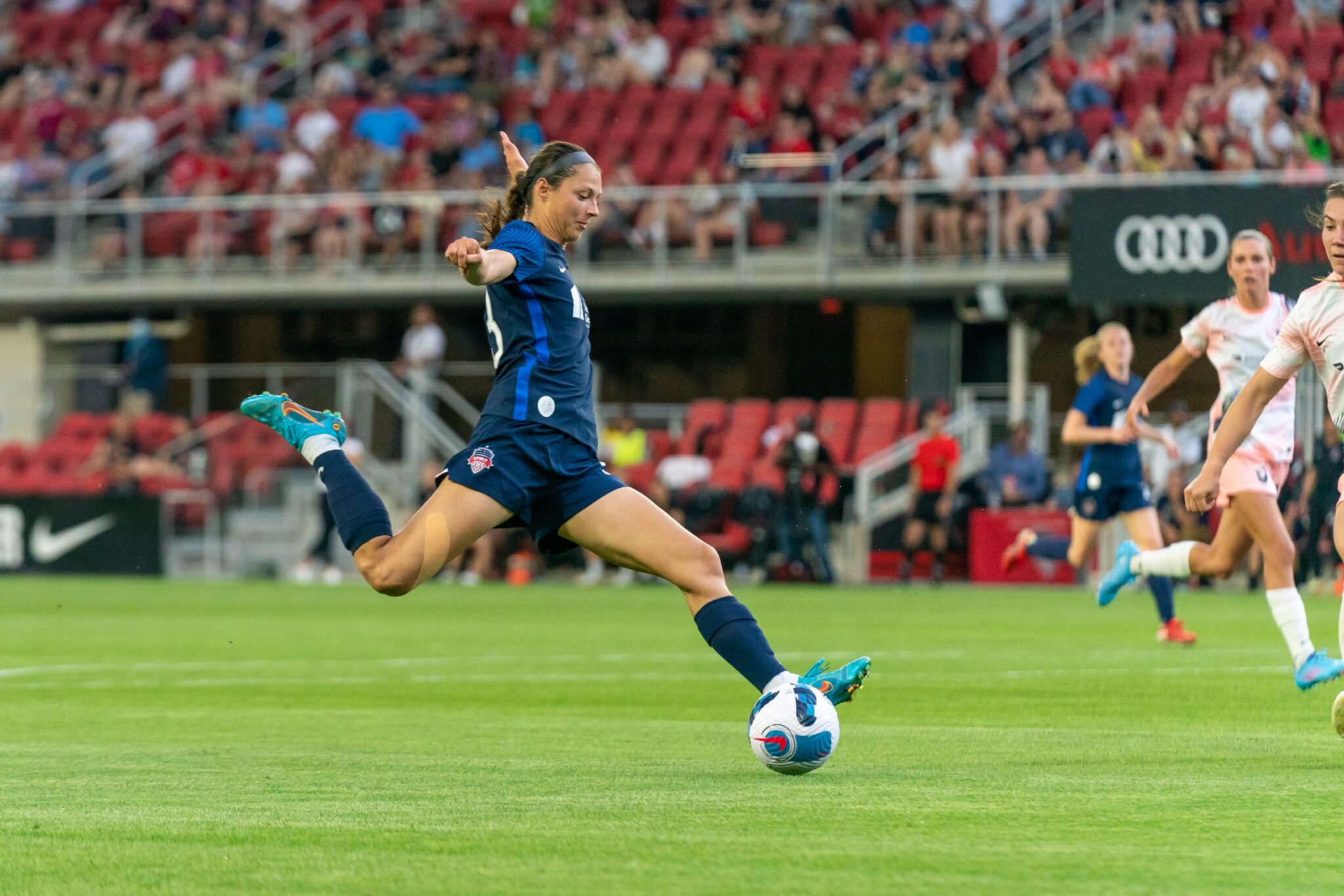 Ashley Hatch Wins ESPY For Best NWSL Player Featured Image