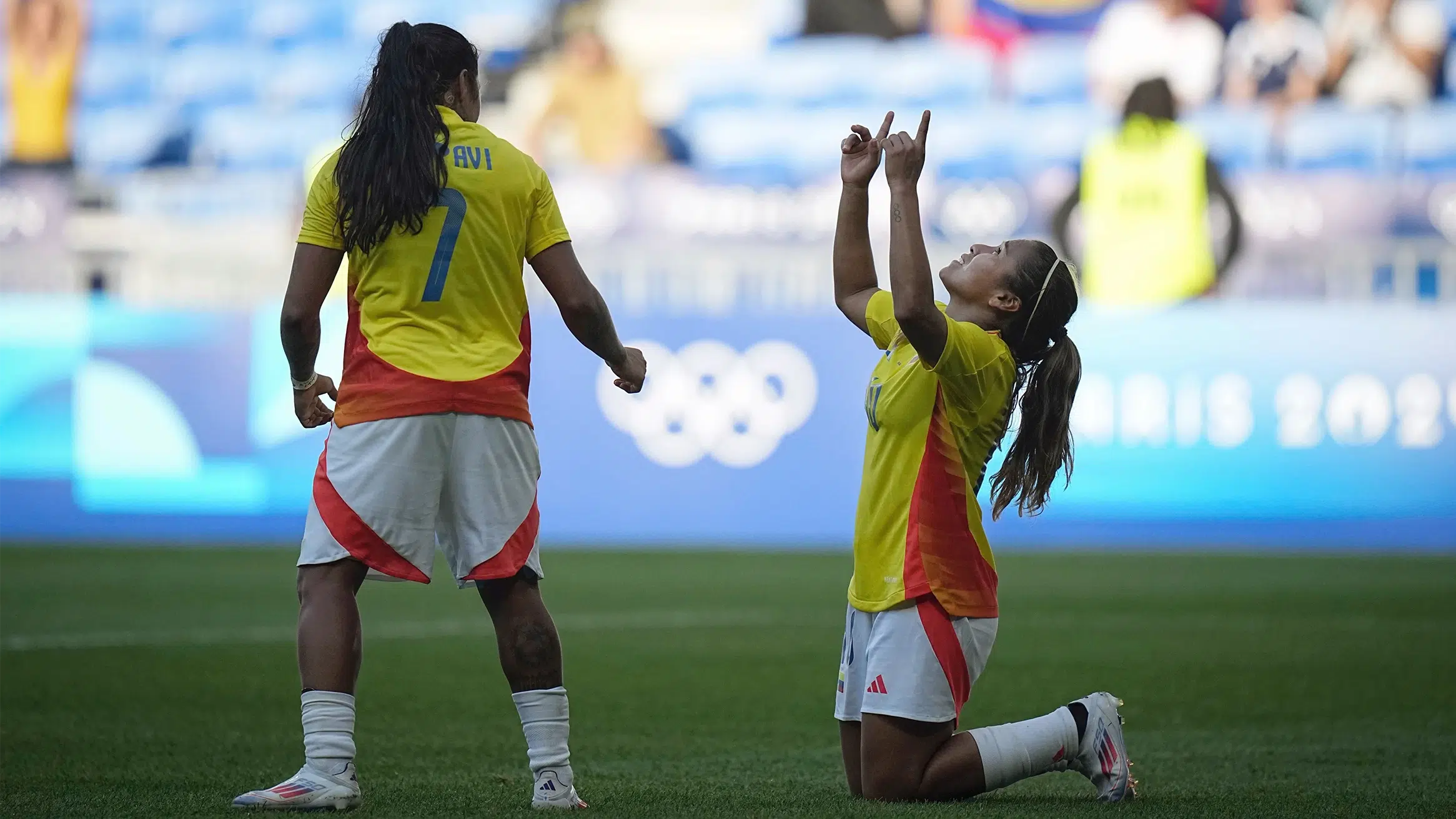 Spirit in Paris: Leicy Santos scores for Colombia, Trinity Rodman assists for USWNT Featured Image