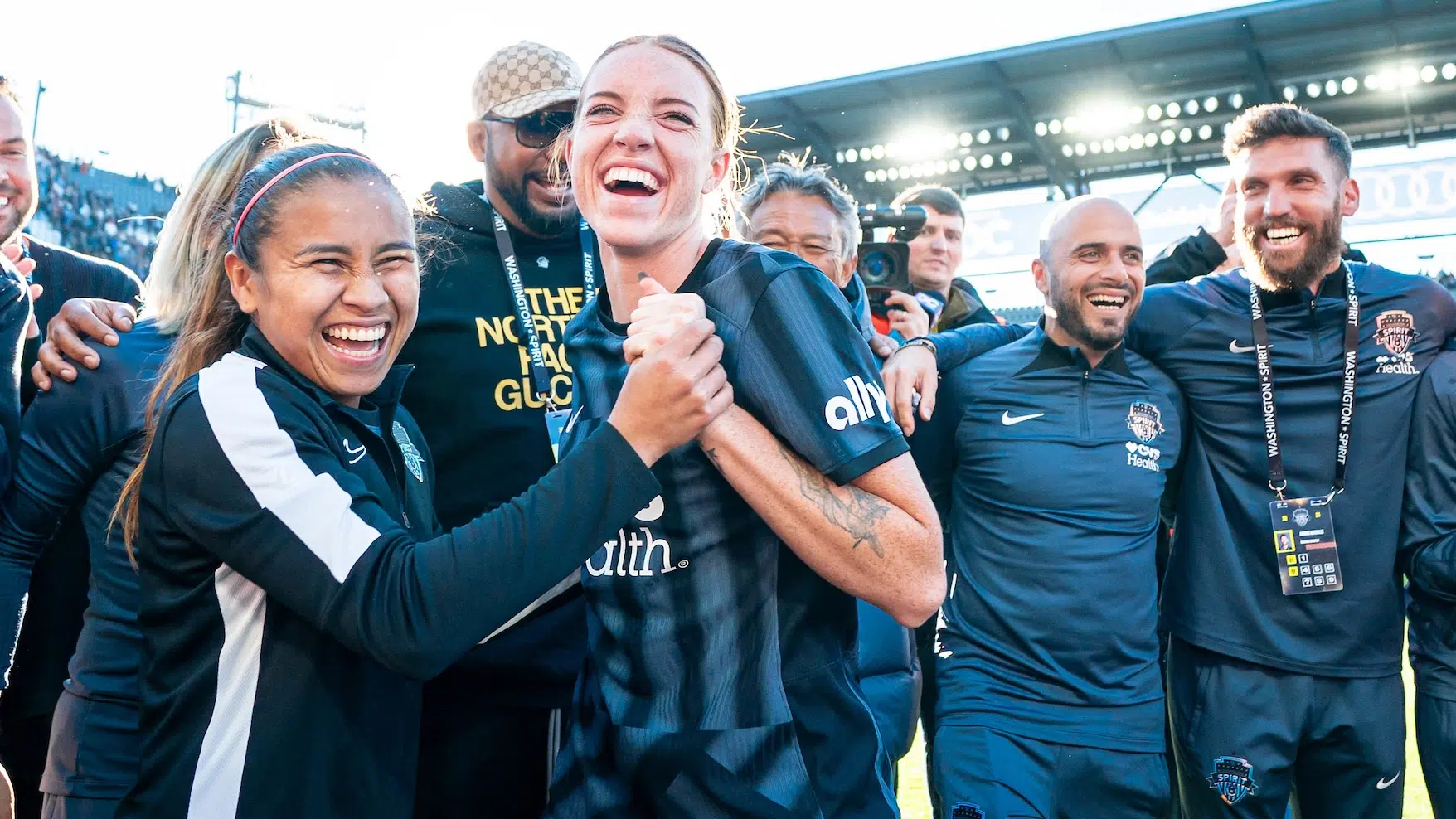 Leicy Santos and Hal Hershfelt celebrate.