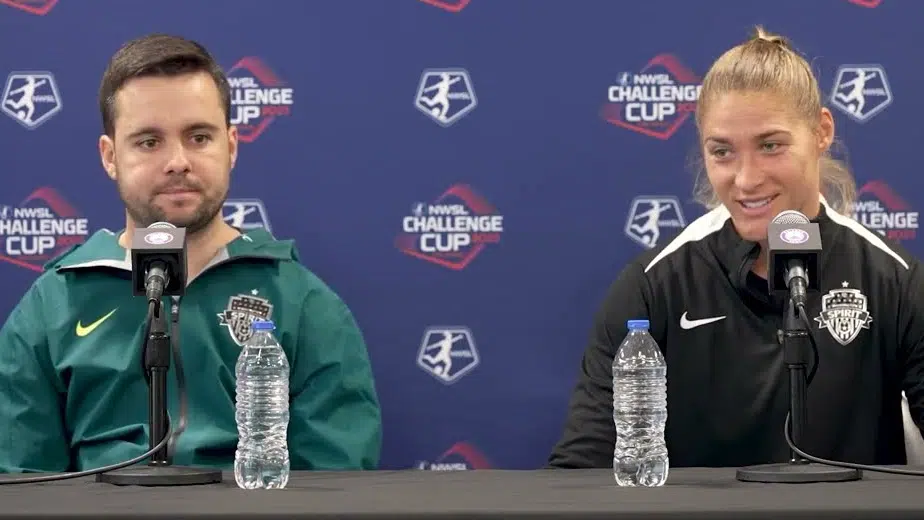 Jonatan Giráldez and Aubrey Kingsbury