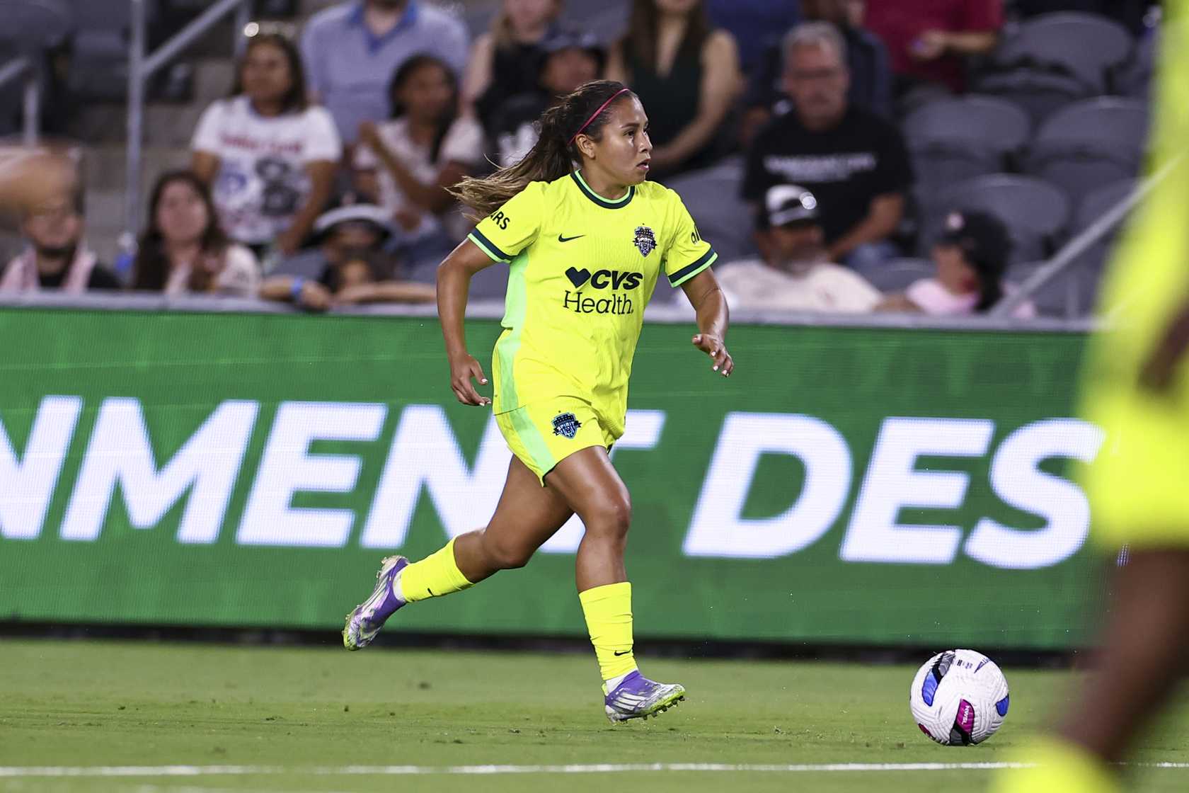 Washington Spirit Star Leicy Santos Named Player of the Week, presented by AT&T Featured Image